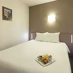 アパートシティ ナンシー 3*