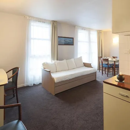 City Residence Nancy Apartmanhotel 3*