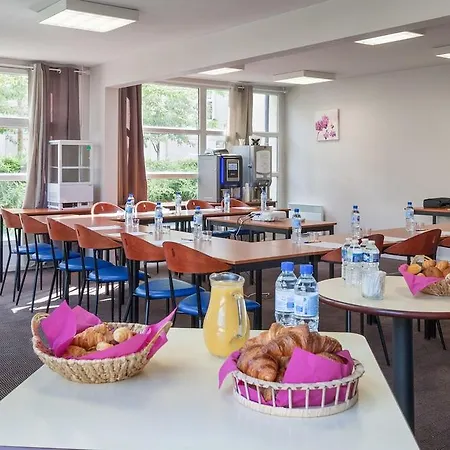 City Residence Nancy Apartmanhotel 3*