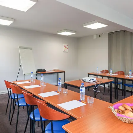City Residence Nancy Apartmanhotel 3*