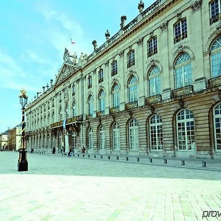 City Residence Nancy Apartmanhotel 3*