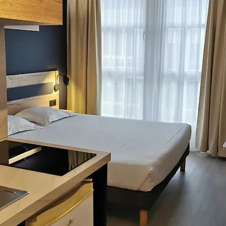 アパートシティ ナンシー アパートホテル