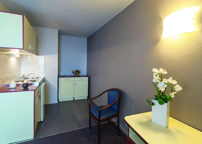 City Residence Nancy 3* נאנסי