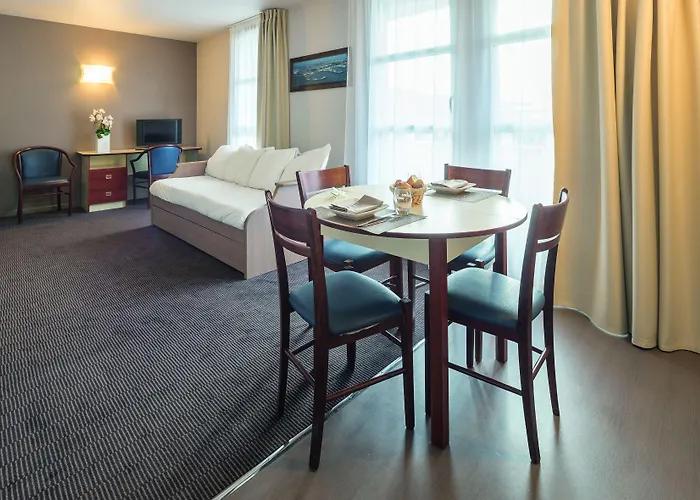 City Residence Nancy Aparthotel 3*