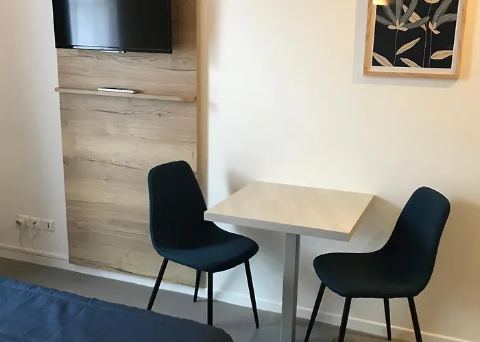 アパートシティ ナンシー アパートホテル