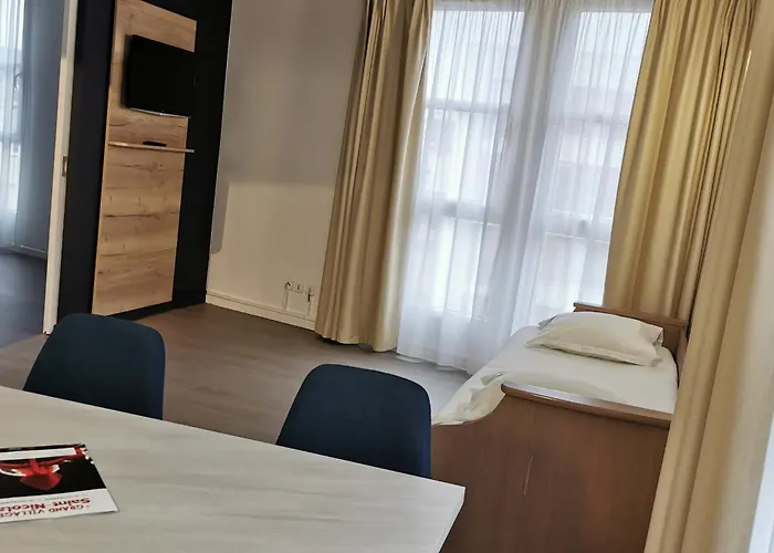 アパートシティ ナンシー ナンシー